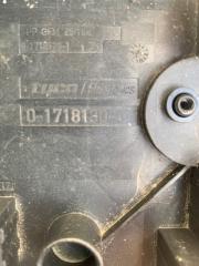 Блок предохранителей Volkswagen Caddy 2006