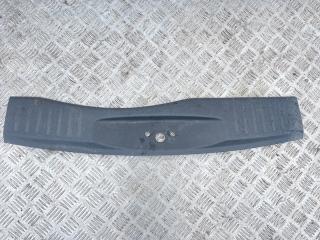 Запчасть накладка замка багажника Ford Fusion 2004