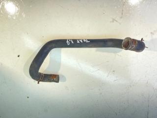 Патрубок охлаждения Renault Trafic 2004