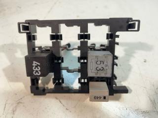 Блок предохранителей Volkswagen Touran 2005