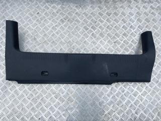 Накладка замка багажника Volkswagen Golf 1998