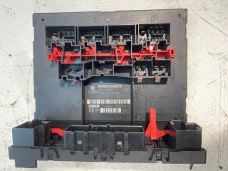 Блок предохранителей Volkswagen Passat 2005