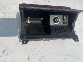 Пепельница Mercedes-Benz E220CDI 2001