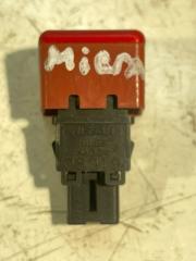 Фото запчасти кнопка аварийной сигнализации Nissan Micra 2005 контрактная запчасть Запчасть кнопка аварийной сигнализации Nissan Micra 2005