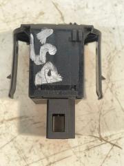 Фото запчасти кнопка освещения панели приборов Volkswagen Passat 2002 контрактная запчасть Запчасть кнопка освещения панели приборов Volkswagen Passat 2002