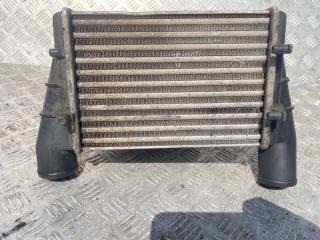 Интеркулер Volkswagen Passat 2001