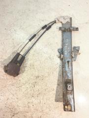 Запчасть стеклоподъемный механизм передний правый Mazda 323F 1991