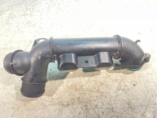 Запчасть патрубок интеркулера Ford Focus 2009