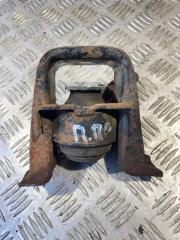 Фото запчасти подушка двигателя передняя правая Pontiac Vibe 2005 контрактная запчасть Запчасть подушка двигателя передняя правая Pontiac Vibe 2005