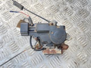 Фото запчасти замок багажника Pontiac Vibe 2005 контрактная запчасть Запчасть замок багажника Pontiac Vibe 2005