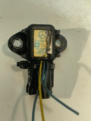 Запчасть датчик давления турбины Mercedes-Benz E270CDI 2000