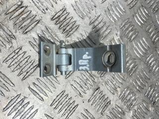 Запчасть петля двери задняя правая Audi 80 1988