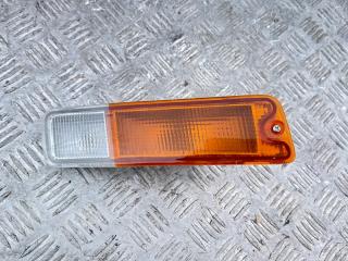 Запчасть поворотник передний правый Mitsubishi L200 1999