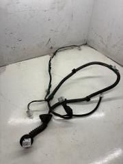 Запчасть проводка двери задняя правая Toyota Harrier 2004