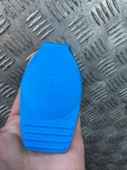 Запчасть крышка бачка стеклоомывателя Audi A6 2008