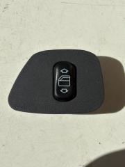 Запчасть кнопка стеклоподъемника задняя левая Mercedes-Benz E220CDI 2000