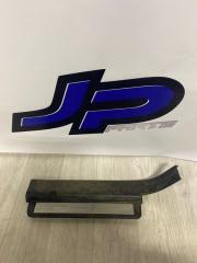 Запчасть накладка на порог салона задняя правая Nissan murano 2004