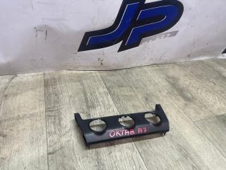 Запчасть накладка торпедо skoda octavia 2016