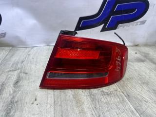 Фонарь задний правый Audi a4 2012