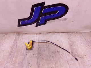 Запчасть рычаг капота ford focus 2018