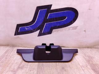 Запчасть накладка замка багажника BMW X5 2011