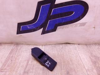 Фото запчасти кнопка стеклоподъемника передняя правая Opel Zafira 2006 Б/У запчасть Запчасть кнопка стеклоподъемника передняя правая Opel Zafira 2006