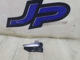 Фото запчасти ручка двери внутренняя задняя правая Mitsubishi Outlander 2006 Б/У запчасть Запчасть ручка двери внутренняя задняя правая Mitsubishi Outlander 2006