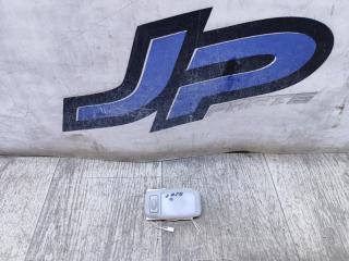 Запчасть плафон правый infiniti q50 2015