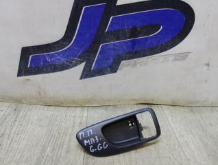 Запчасть накладка ручки двери передняя правая Mazda mazda6 2005