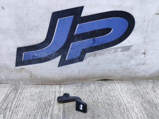 Запчасть ручка открывания капота Лада Приора 2011