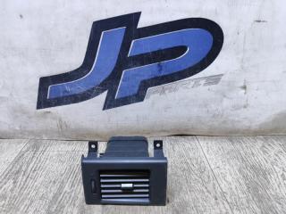 Запчасть дефлектор воздушный правый Лада Приора 2011