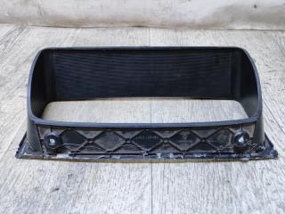 Запчасть накладка панели приборов volkswagen passat 1991