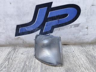 Запчасть поворотник правый volkswagen passat 1991