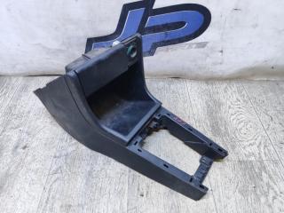 Запчасть консоль кпп volkswagen passat 1991