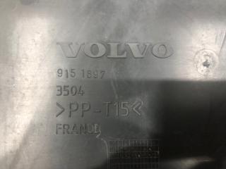 Дефлектор радиатора Volvo XC70 Дефлектор радиатора Volvo XC70