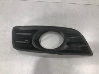 Запчасть накладка противотуманной фары правая Volvo S40 2008
