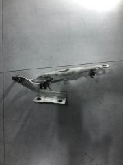 Петля капота правая Volvo S60 2011