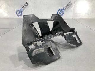 Крепление бампера переднее левое Volvo XC60 2010