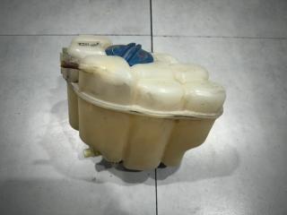 Запчасть бачок расширительный Volkswagen Touareg 2011 2 CGRA 7PO121407 контрактная Бачок расширительный Volkswagen Touareg 2011 2 CGRA 7PO121407 контрактная