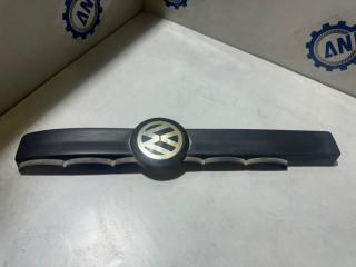 Декоративная крышка двигателя Touareg 2011 2 CGRA Декоративная крышка двигателя Touareg 2011 2 CGRA