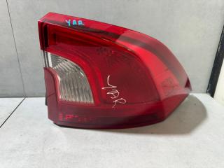 Фонарь задний правый Volvo S60