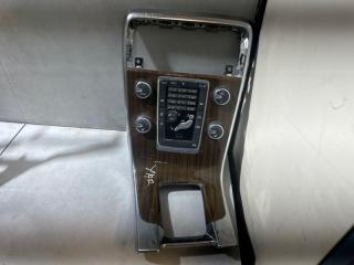 Консоль центральная Volvo S60