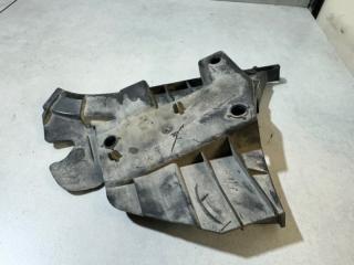 Кронштейн переднего бампера правый Volvo V70