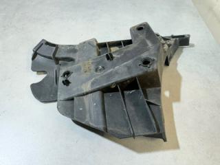 Кронштейн переднего бампера правый Volvo V70