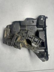 Крепление бампера левое Volvo XC70 2015 контрактная Крепление бампера левое Volvo XC70 2015