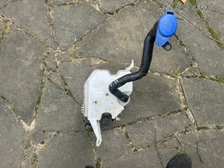 Бачок стеклоомывателя Volvo XC70 2015 контрактная Бачок стеклоомывателя Volvo XC70 2015