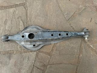 Рычаг подвески нижний задний Volvo XC70 2015 контрактная Рычаг подвески нижний задний Volvo XC70 2015