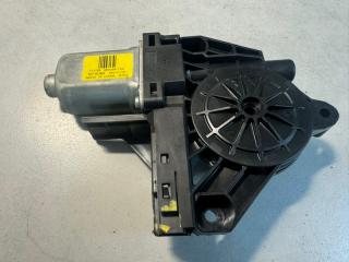 Мотор стеклоподъемника задний левый Volvo XC60 2012 контрактная Мотор стеклоподъемника задний левый Volvo XC60 2012