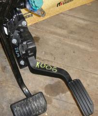 Запчасть педаль газа Land Rover Discovery Sport