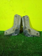 Запчасть брызговик передний левый Lada Vesta 2020